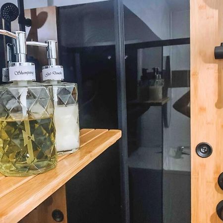 Nuit D'Exception - Loft Avec Jacuzzi Apartman Bordeaux Kültér fotó